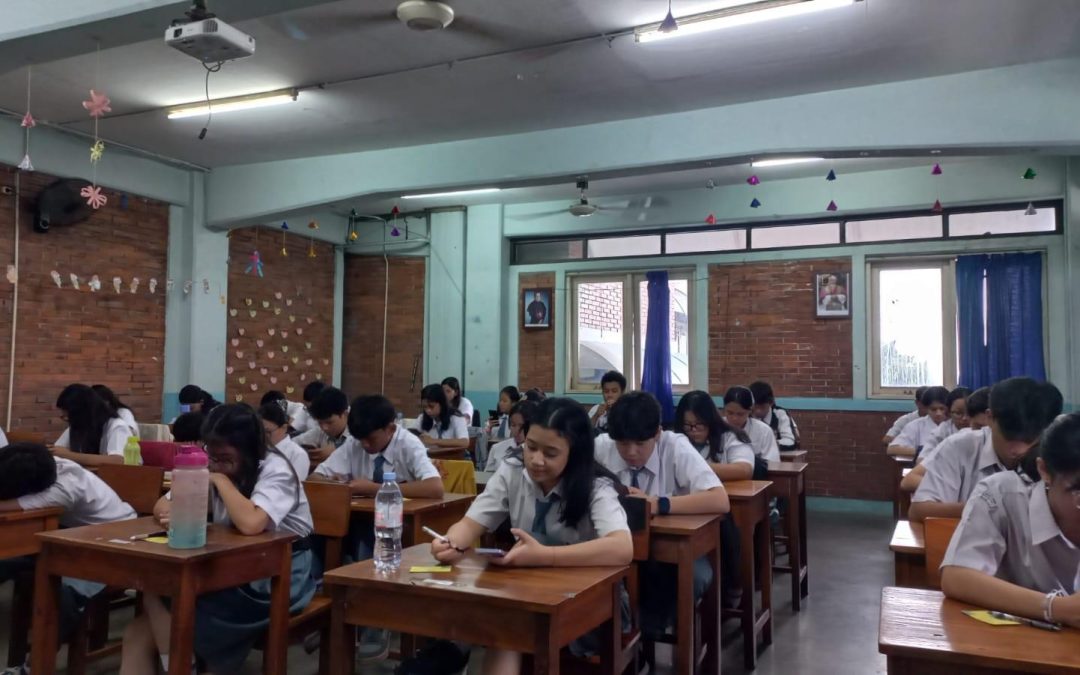 Menguatkan Pembelajaran Bermakna melalui Paradigma Pedagogi Reflektif dan LMS Sokrates